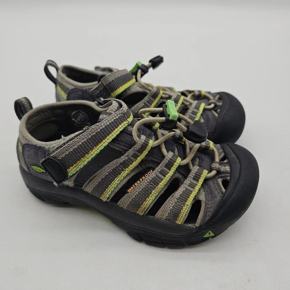 Childrens Big Kids Keen Newport H2 Waterproof gray green Shoes Sandals Size 11